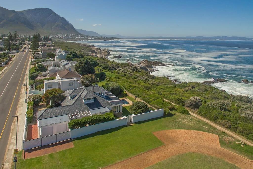 Wild Waters At Kraal Rock On The Cliffs In Hermanus Villa Exterior foto